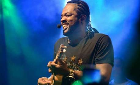 Xande de Pilares vai receber o título de 'O Cantor Mais Carioca do Rio'