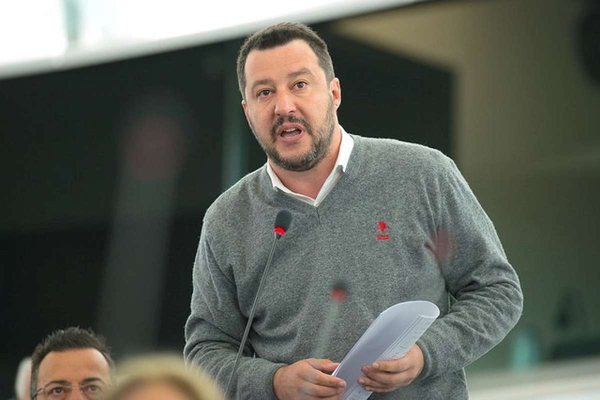 Texto de Matteo Salvini sobre imigrantes foi considerado "desumano" e "criminog&ecirc;nico" por prefeitos, que suspenderam o decreto em suas respectivas cidades - reprodu&ccedil;&atilde;o