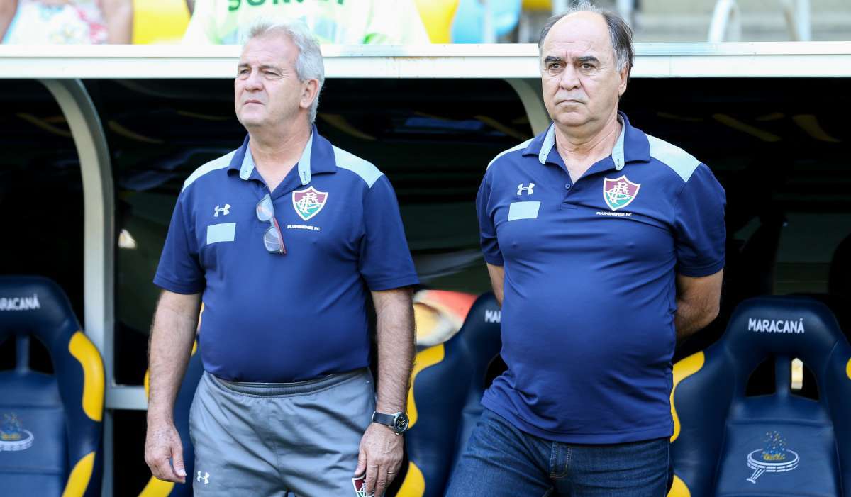 Técnico do Fluminense,  Marcelo Oliveira, no clássico contra o Botafogo - LUCAS MERÇON / FLUMINENSE