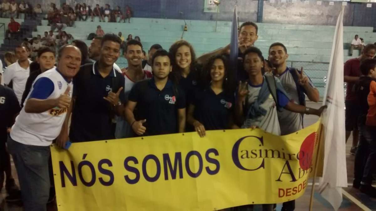Cerca de 6 mil alunos de escolas de Duque de Caxias disputam jogos estudantis até novembro deste ano. Cerimônia de abertura ocorreu na vila olímpica do município