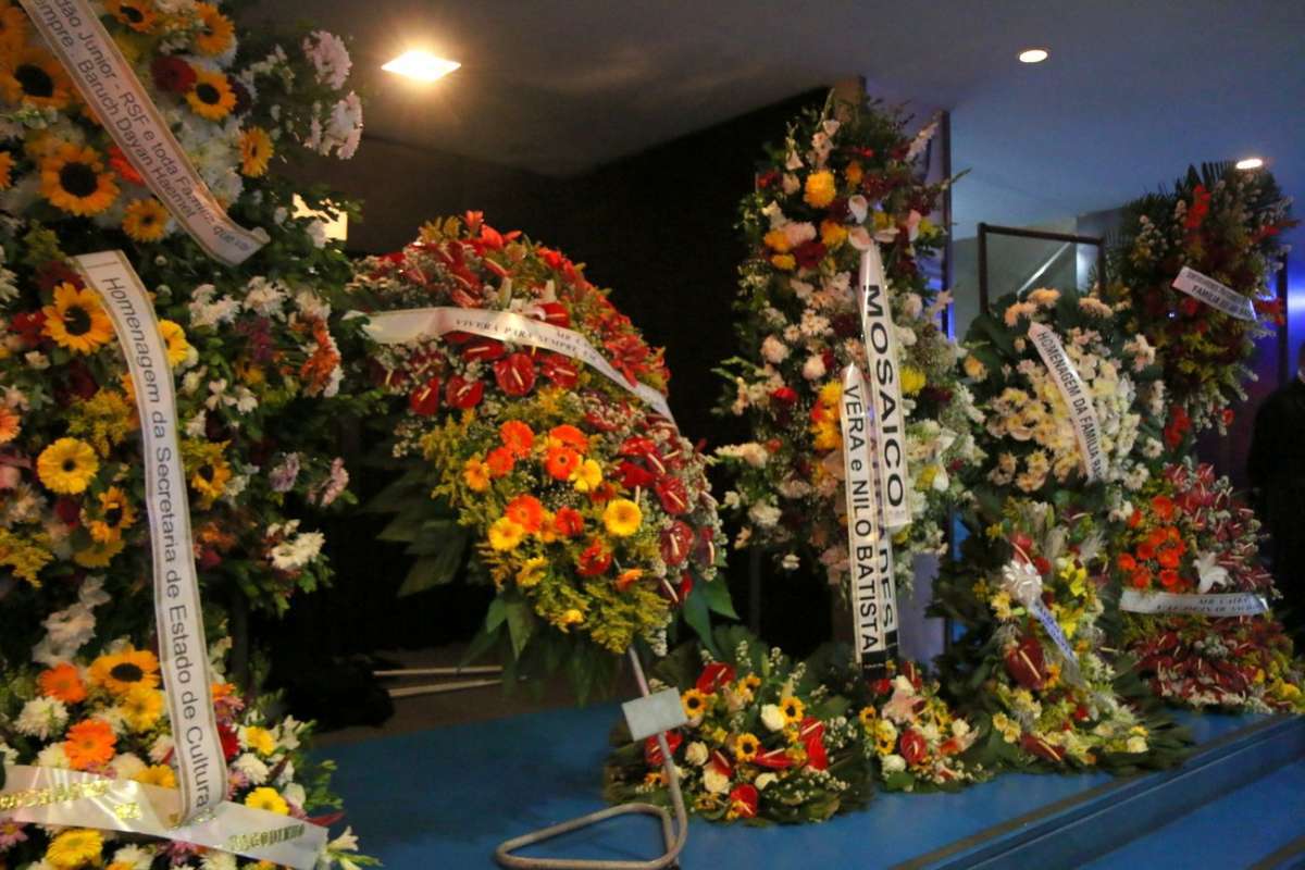 Corpo de Mr. Catra é velado no Teatro João Caetano, no Centro do Rio