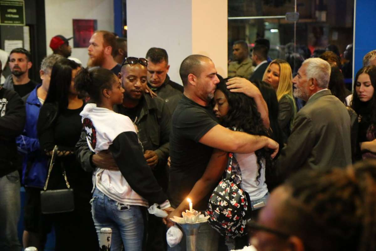 Corpo de Mr. Catra é velado no Teatro João Caetano, no Centro do Rio