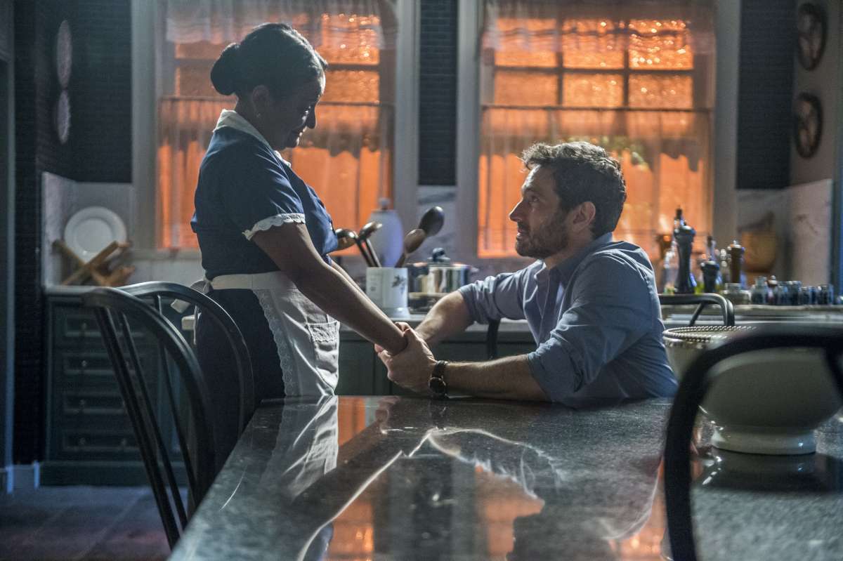 Claudia di Moura, a Zefa de Segundo Sol, com Caco Ciocler