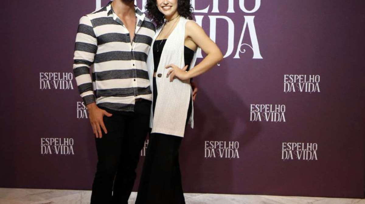 Kéfera Buchmann e o DJ Eme - AgNews