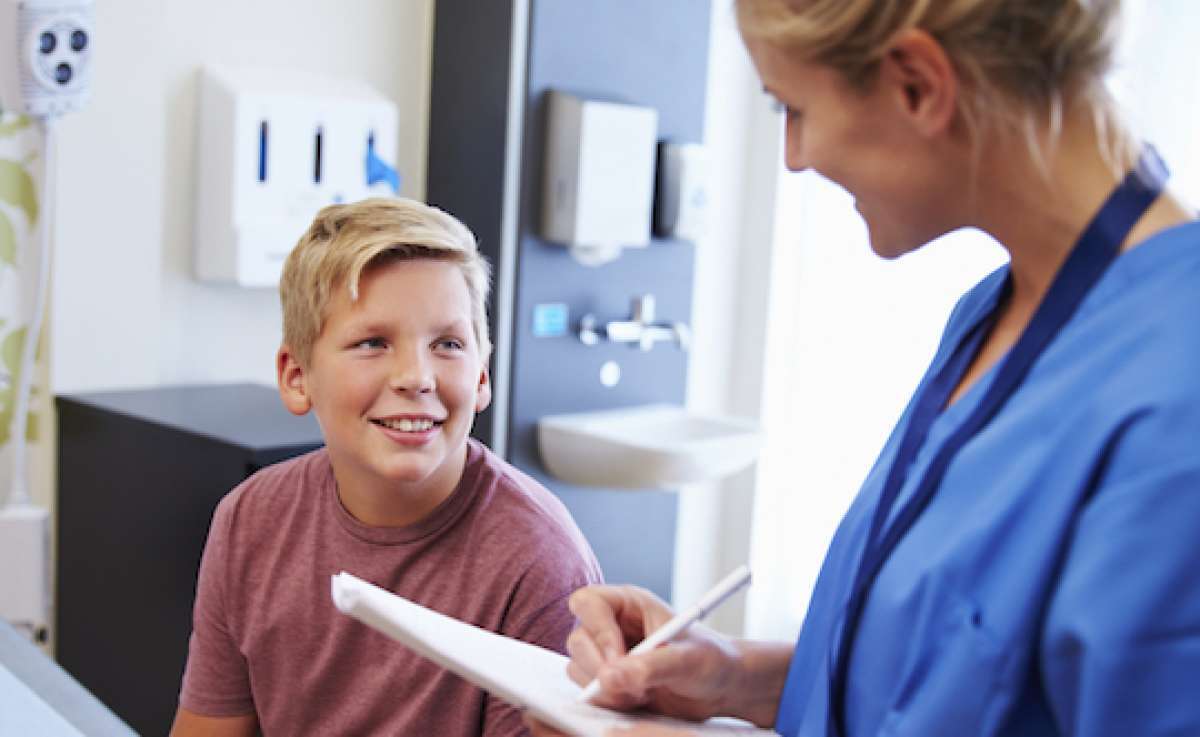 Adolescentes do sexo masculino são alvo de campanha nacional - Reprodução