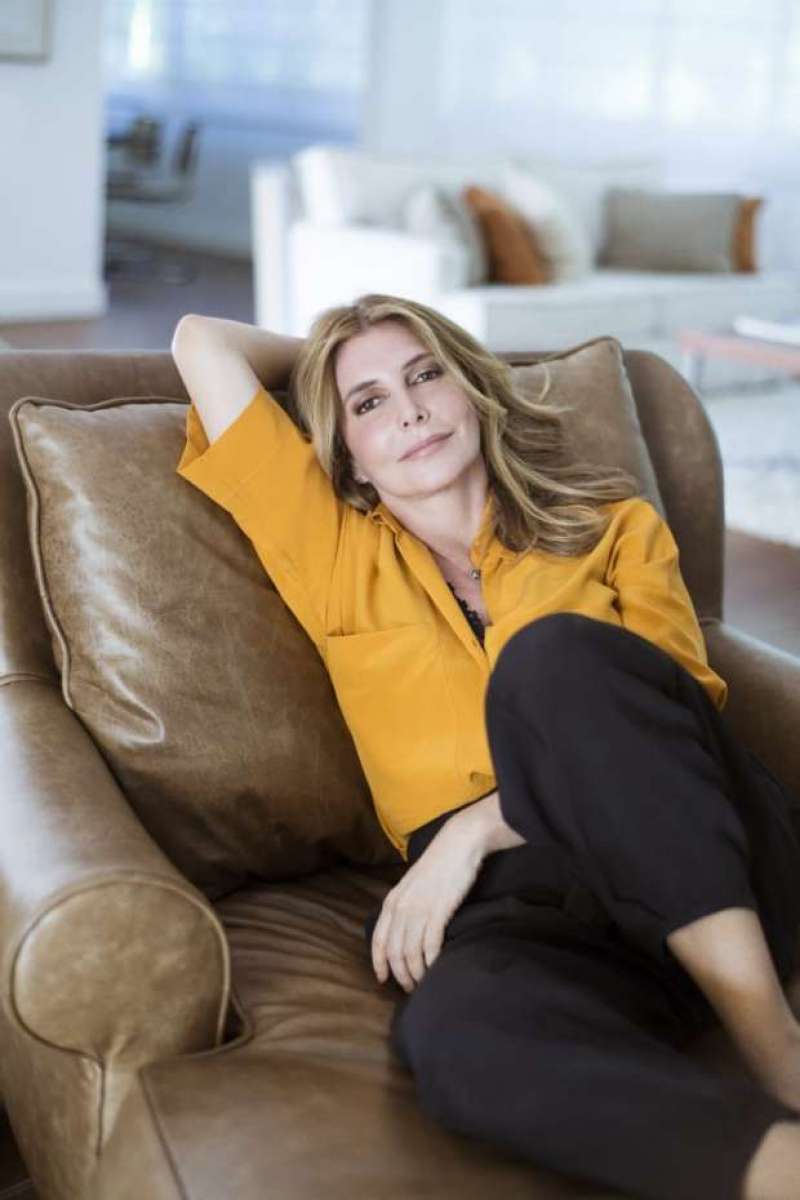 Maria Padilha - FERNANDO YOUNG