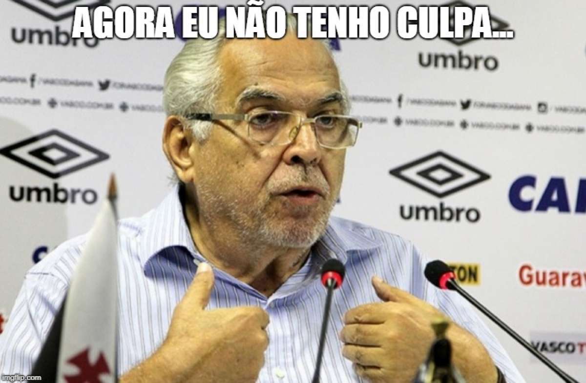 Memes bombam após jogadores de Flamengo e Vasco ajudarem a empurrar  ambulância