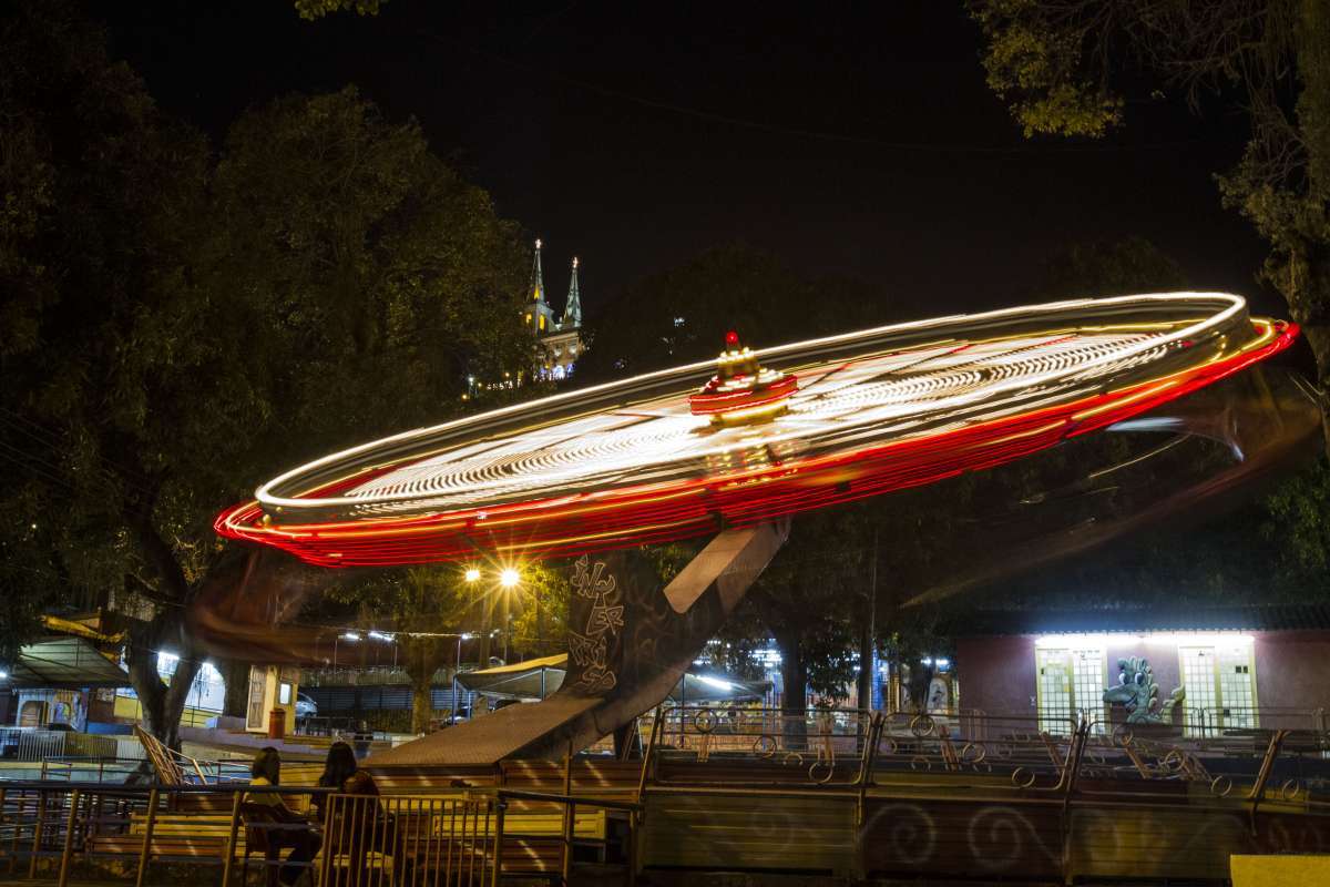 ESPECIAL PARK SHANGHAI, o parque fixo mais antigo do Rio de janeiro que fica aos pés da igreja Nossa Senhora da Penha. Rj, 14 de setembro.