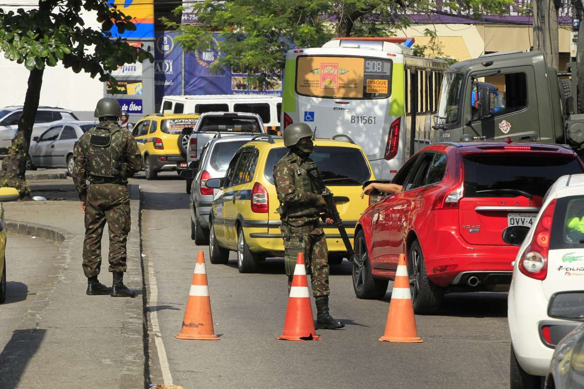Operação das forças de segurança em comunidades da Zona Norte neste sábado