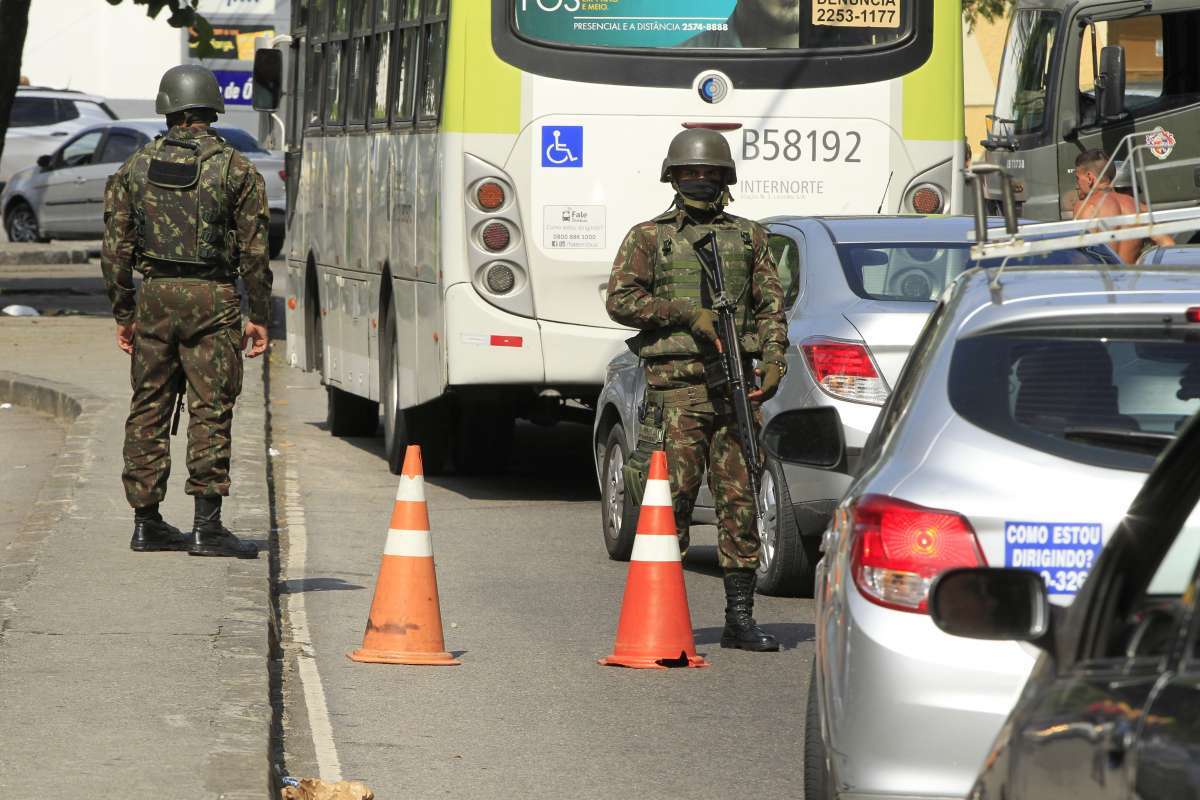 Operação das forças de segurança em comunidades da Zona Norte neste sábado