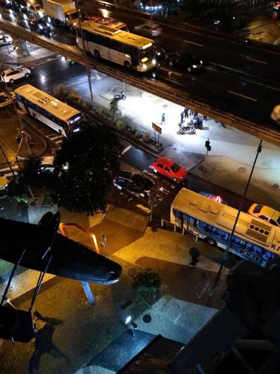 Motoristas ficaram desesperados dentro do túnel