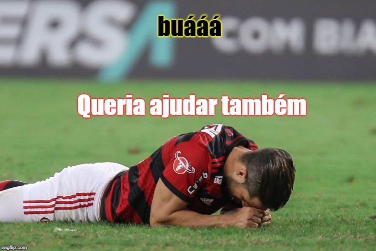 Cena inusitada no clássico em Brasília gerou memes