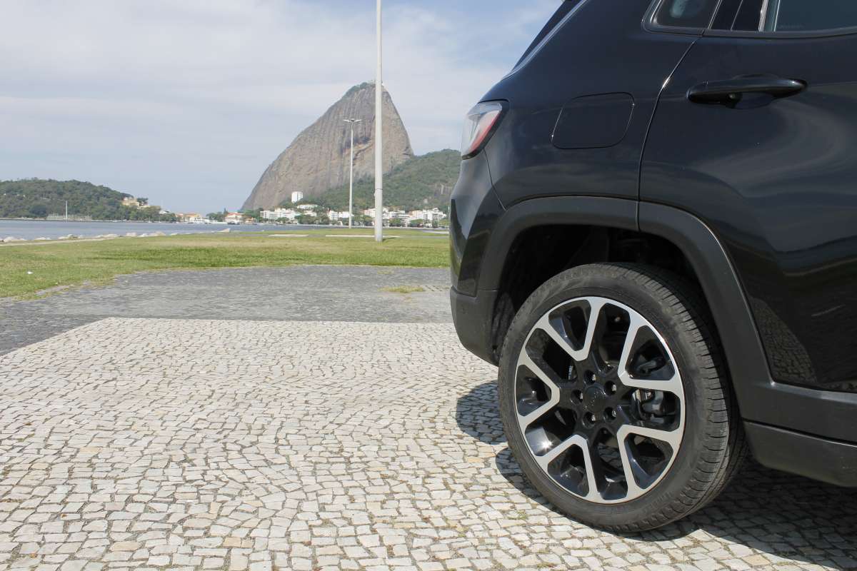 Jeep Compass Limited 4x4 Diesel