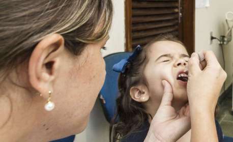 Pólio volta a ameaçar o Reino Unido após 38 anos sem registro de casos