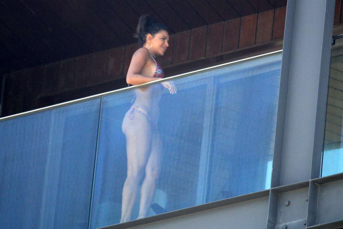 Mariana Rios e o namorado, Lucas Kalil, em Ipanema