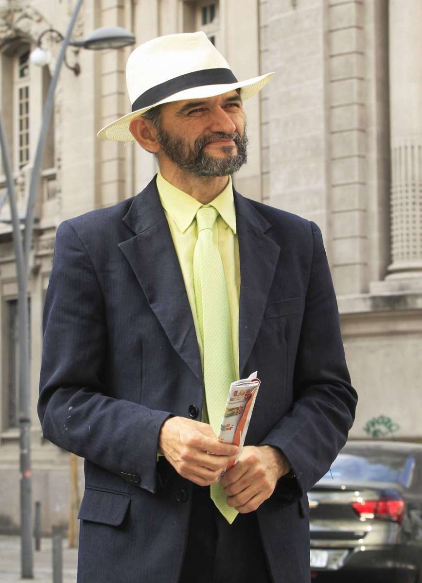 MEIA HORA - Personagens falam sobre se ainda confiam na democracia. Na foto, Willian Loiola,Aut&ocirc;nomo.                                     