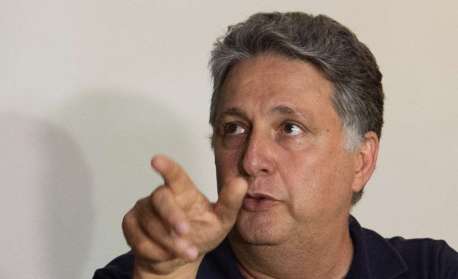 Processo de Garotinho no TRE recebe pedido de vista