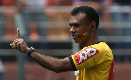 CBF 'rebaixa' árbitros que marcaram pênaltis erroneamente em rodada do Brasileiro