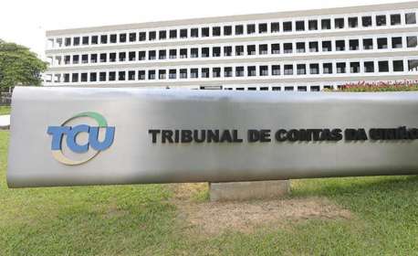 Ministro do TCU manda procuradores da Lava Jato devolverem R$ 2,5 milhões