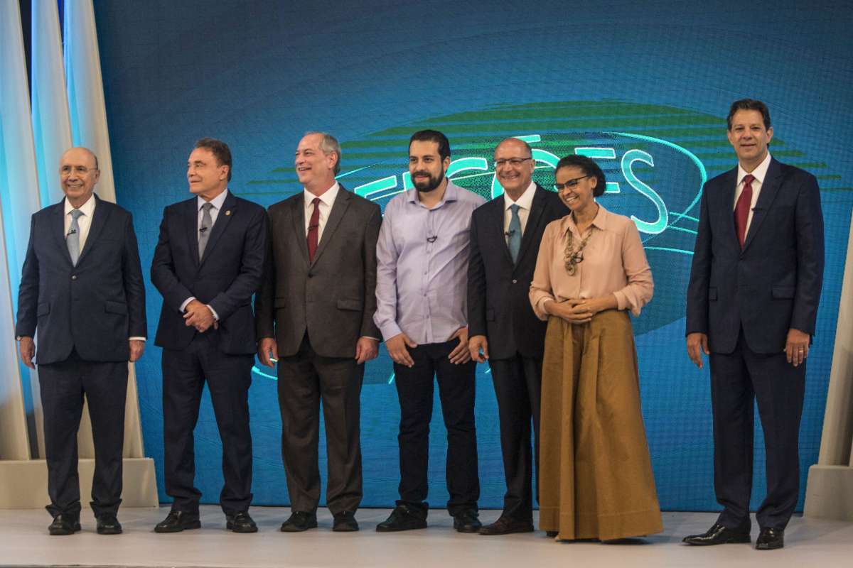 Presidenciáveis se reúnem no último debate televisivo das eleições