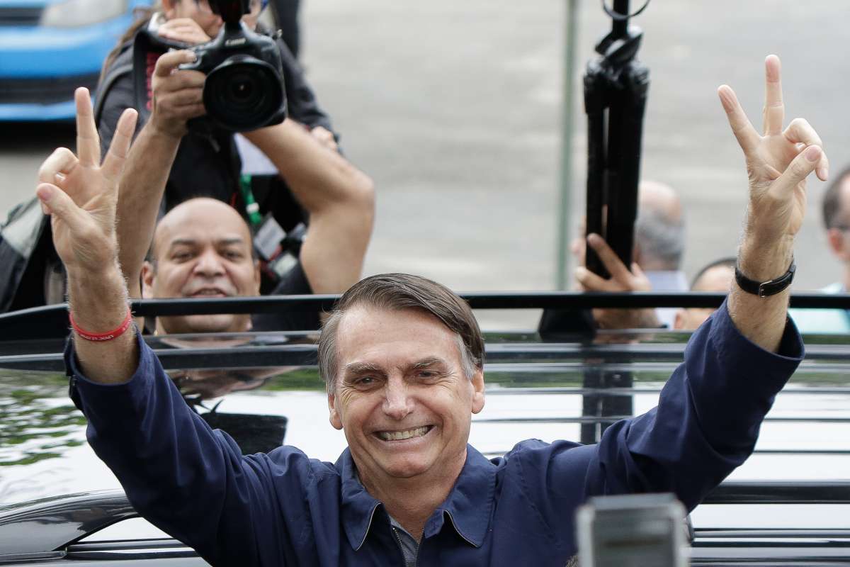Rio de Janeiro, 07/10/2018 - O Canditado Jair Bolsonaro comparaceu para vota na sua zona Eleitoral na Escola Municipal Rosa da Fonseca em Marechal Hermes na Vila minitar. Foto: Luciano Belford/Agencia O Dia