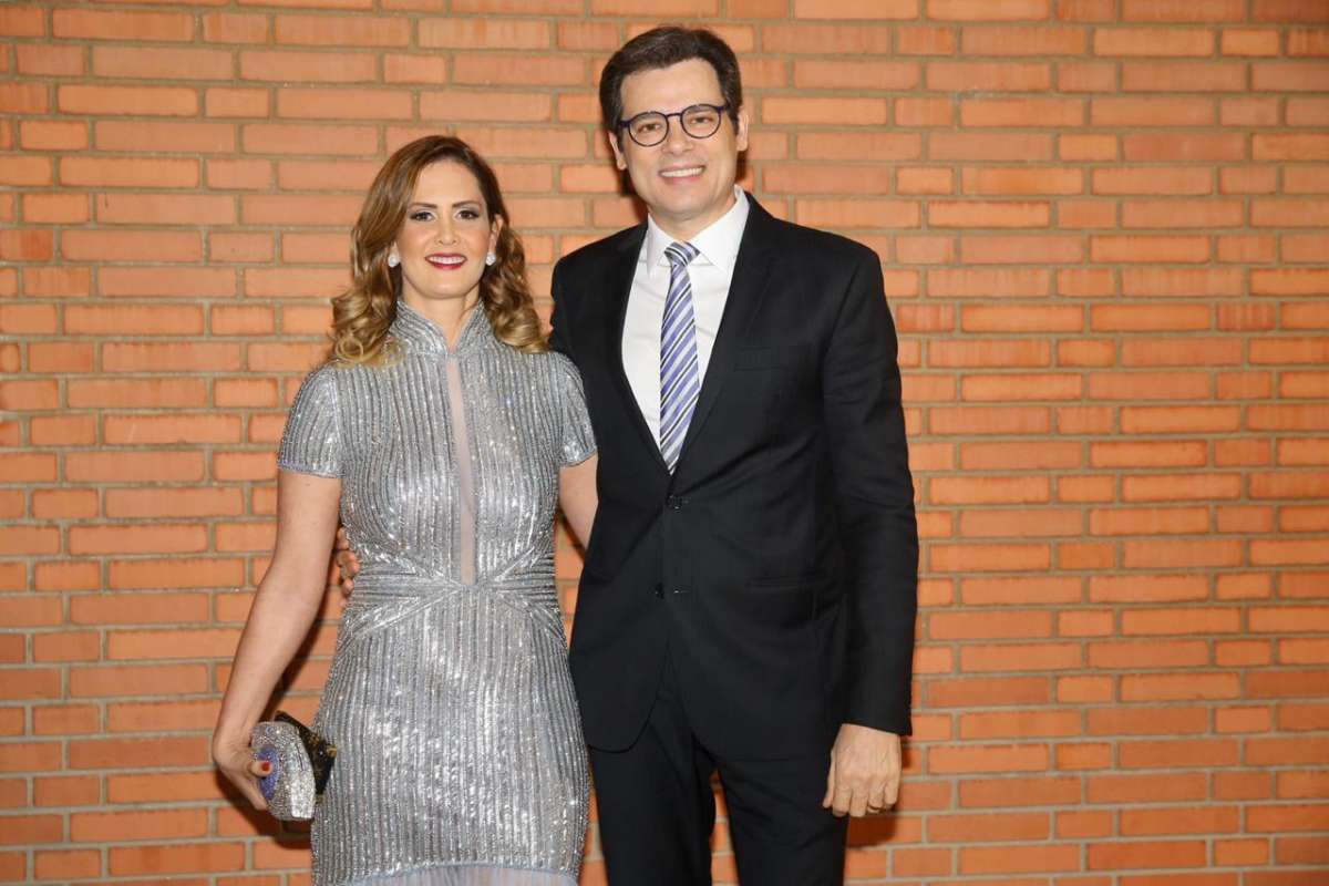 Celso Portiolli e a mulher Suzana Marchi