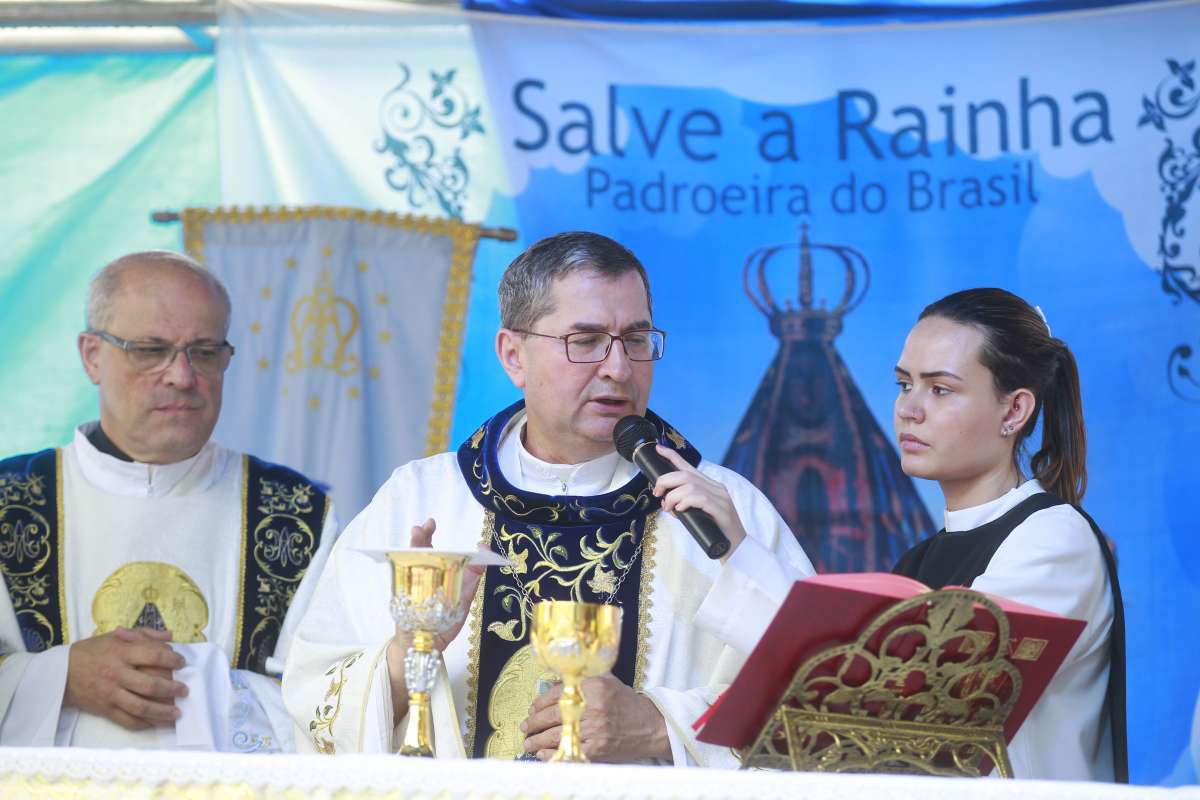 2018-10-12- MIssa em Homenagem a Nossa Senhora Aparecida, Padroeira do Brasil. Foto de Ma&iacute;ra Coelho / Ag&ecirc;ncia O Dia.  Cidade, Missa, F&eacute;, Padroeira, Festa