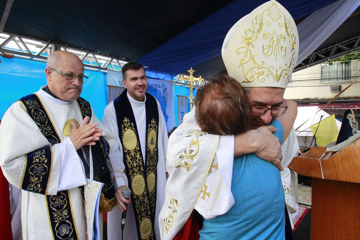 2018-10-12- MIssa em Homenagem a Nossa Senhora Aparecida, Padroeira do Brasil. Foto de Ma&iacute;ra Coelho / Ag&ecirc;ncia O Dia.  Cidade, Missa, F&eacute;, Padroeira, Festa