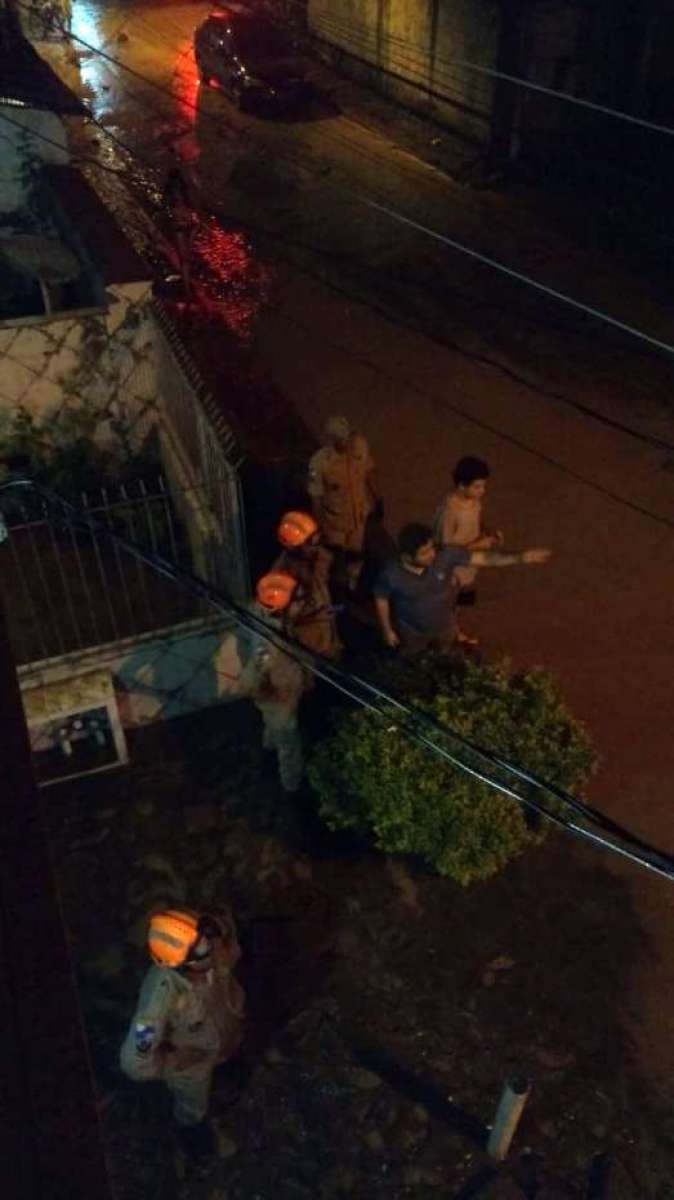 O incidente aconteceu na madrugada deste sábado