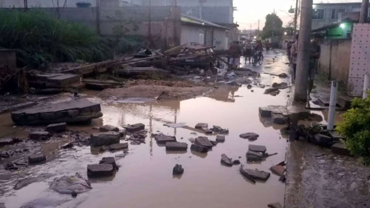 O incidente aconteceu na madrugada deste sábado