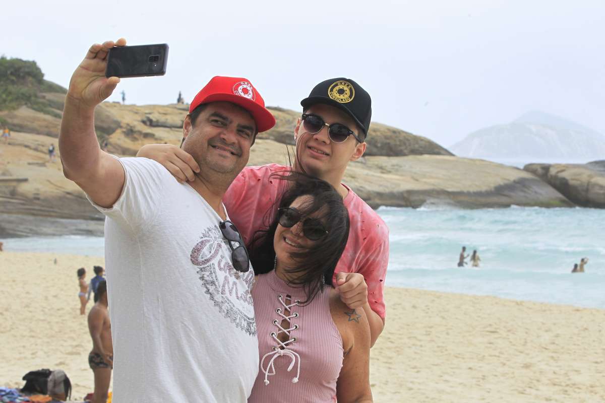 Lazer no domingo. Na foto, Tempo nublado e clima abafado no Aterro do Flamengo.     