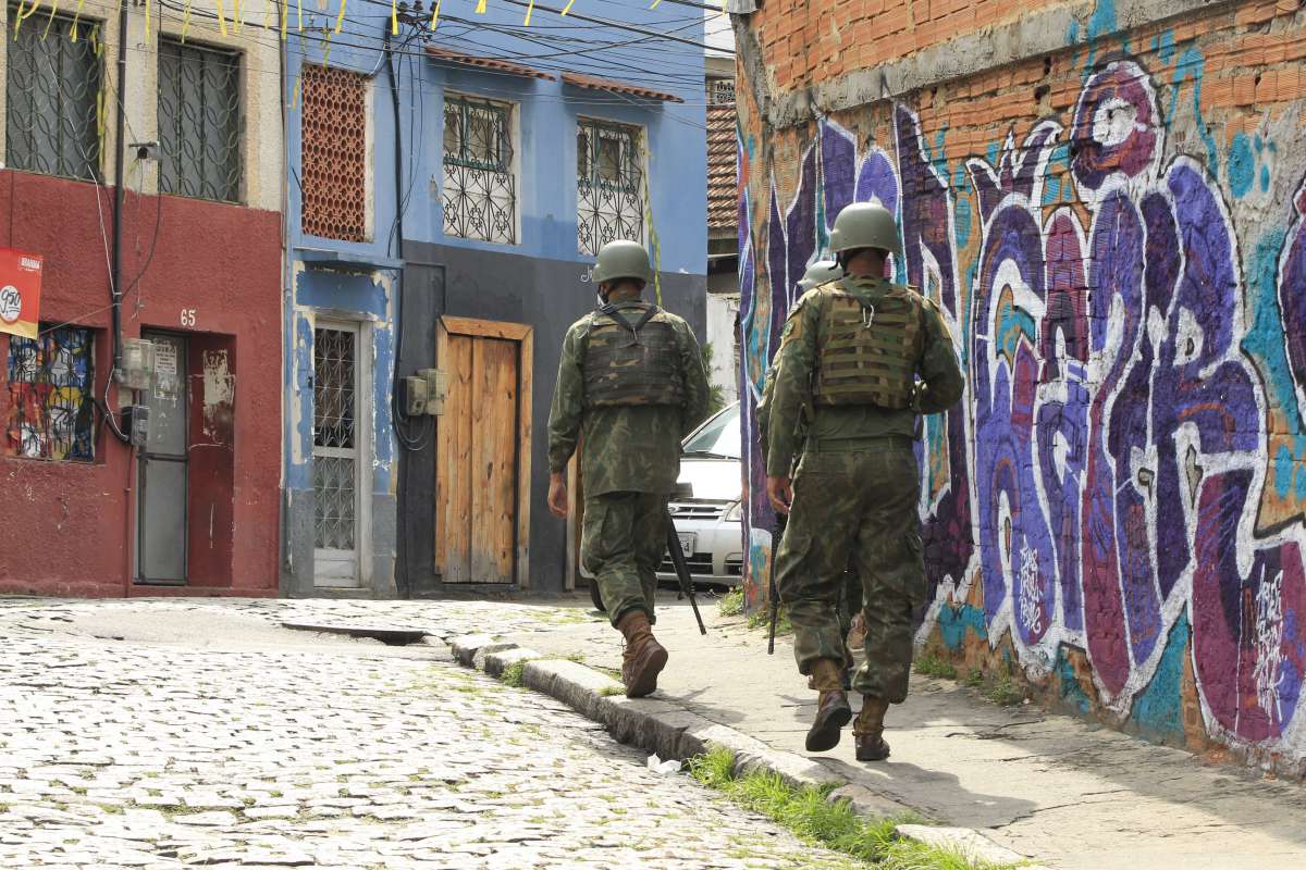 Ocupa&ccedil;&atilde;o de tropas federais no Compl&eacute;xo do S&atilde;o Carlos.      Estefan Radovicz / Ag&ecirc;ncia O Dia           CIDADE,RIO,POL&Iacute;CIA,TROPAS,FEDERAIS
      Byline