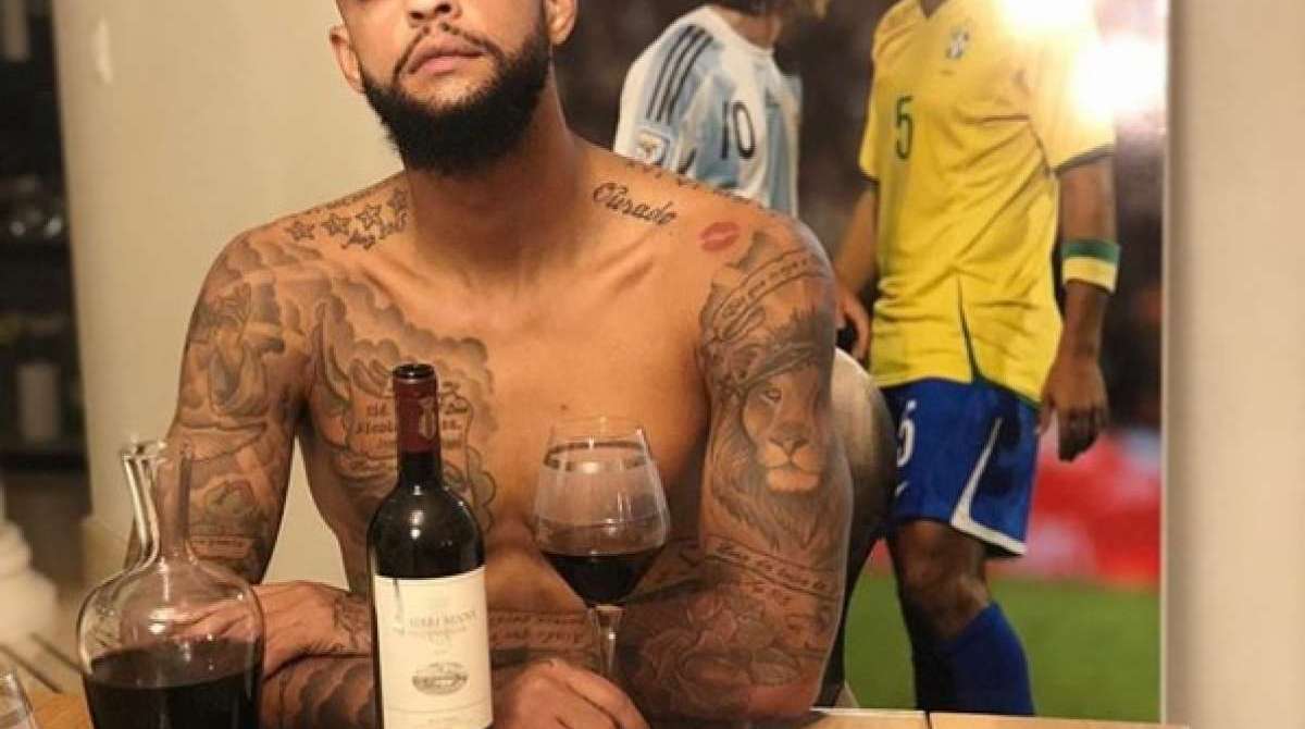 Felipe Melo publicou foto provocando argentinos - Reprodução Instagram