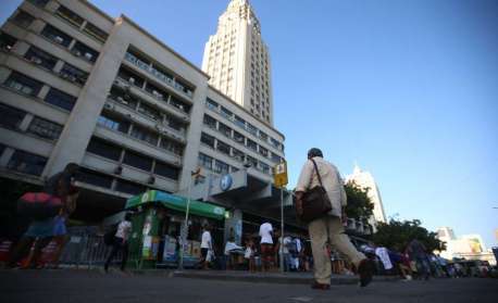 Bairros do Centro do Rio sofrem com falta de luz