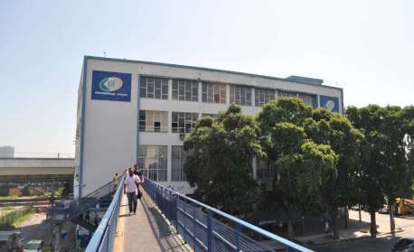 INSS alega falta de servidores em resposta ao STF sobre demora na concessão de benefícios