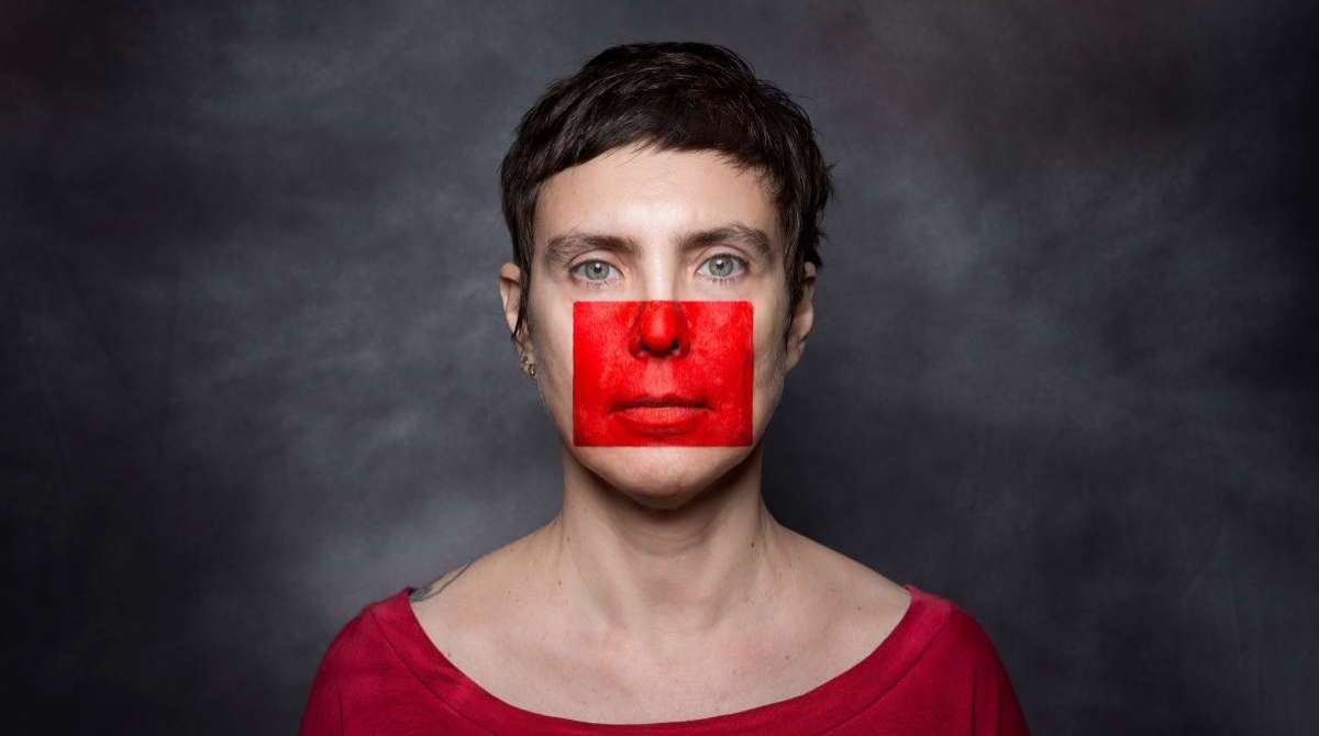 A cantora Adriana Calcanhotto