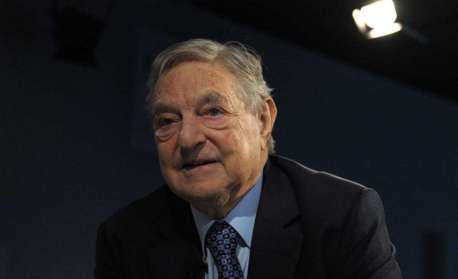 Entenda por que o nome de George Soros aparece em diversas teorias da conspiração