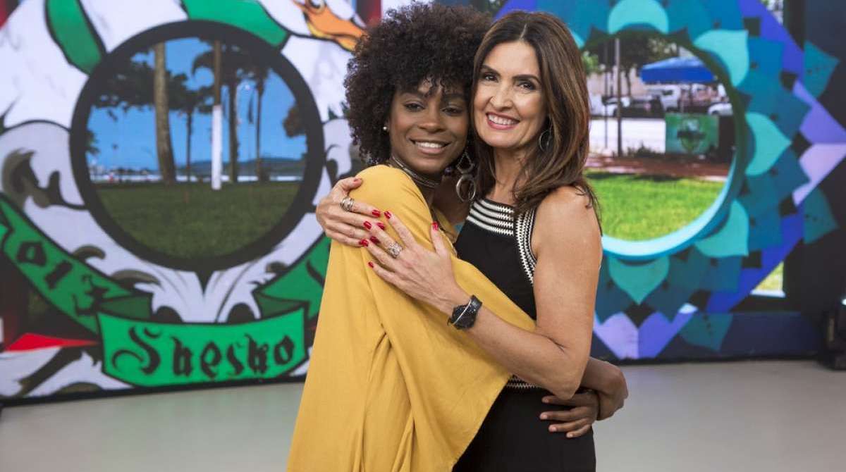 Jennifer Dias e F&aacute;tima Bernardes nos bastidores do 'Encontro'