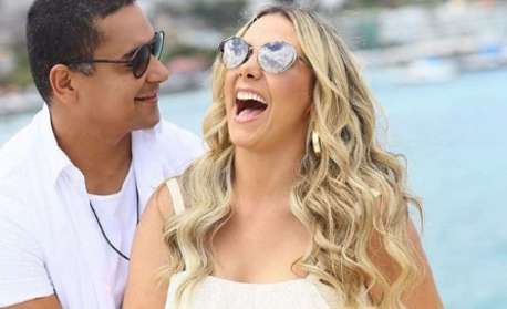 Xanddy Harmonia fala sobre frequência de sexo com Carla Perez