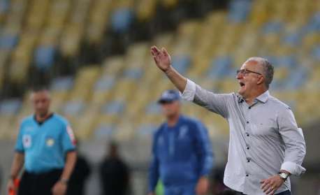 Clube da Série A sonda ex-técnico do Flamengo, mas alta pedida salarial assusta