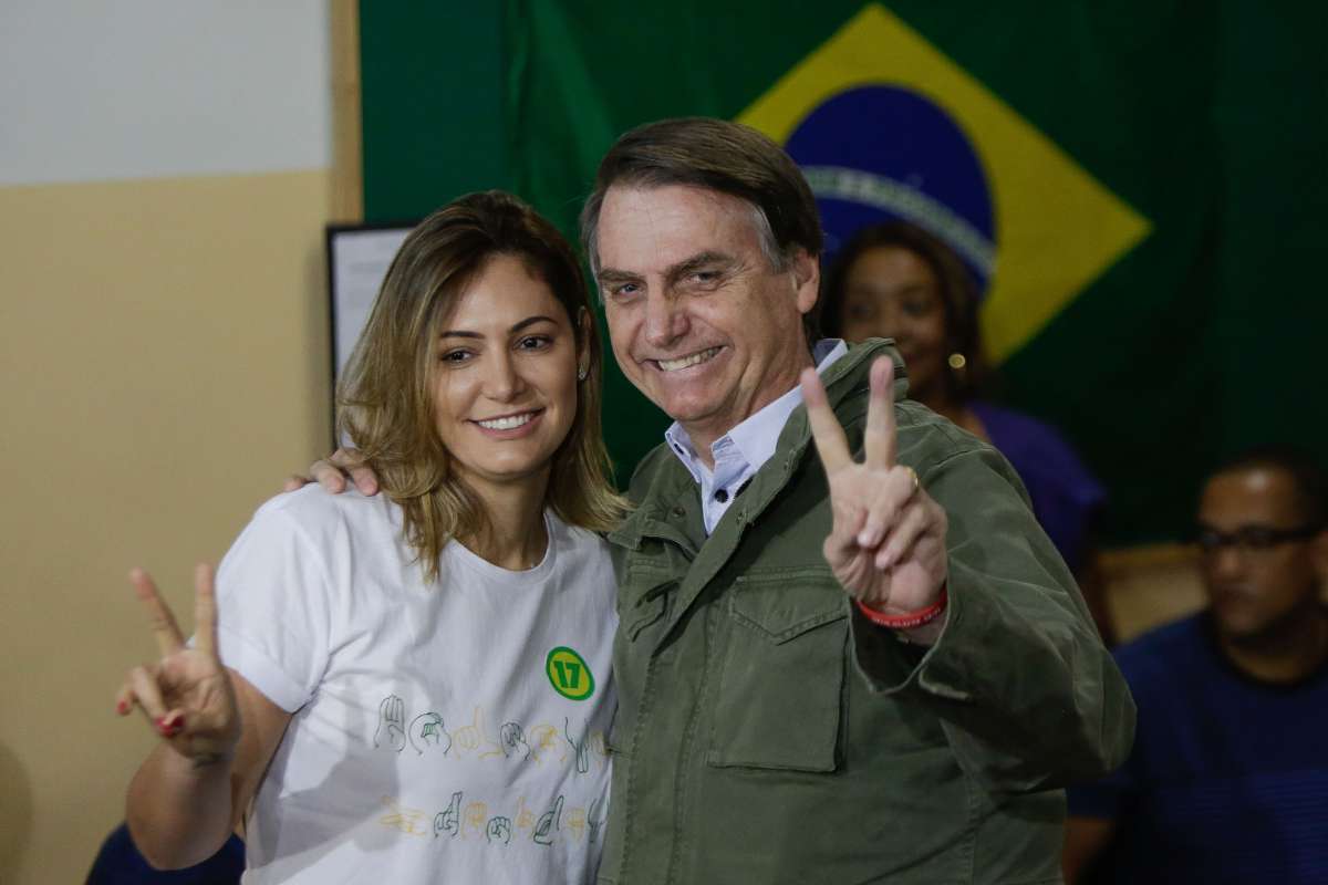 Rio de Janeiro, 28/10/2018 - O candidato do PSL à Presidência da República, Jair Bolsonaro, votou na manhã deste domingo (28) na Escola Municipal Rosa da Fonseca, dentro da Vila Militar, em Deodoro, na Zona Oeste do Rio. Foto: Luciano Belford/Agencia O Dia