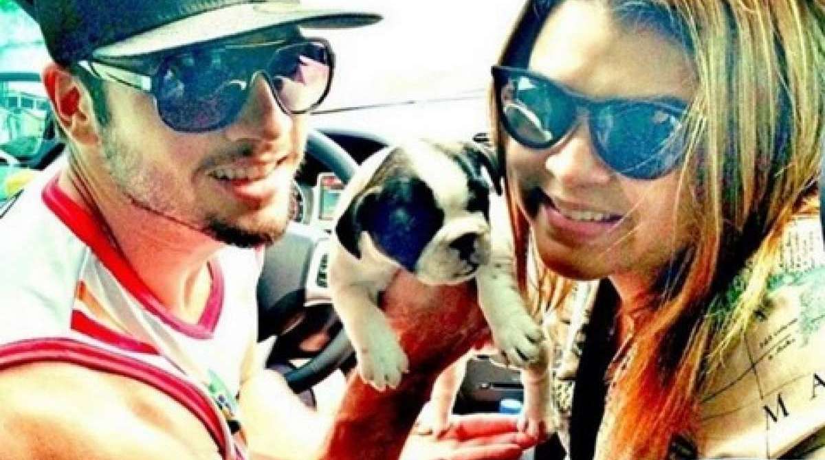 Preta Gil, o marido, Rodrigo Godoy e o cãozinho, Gucci