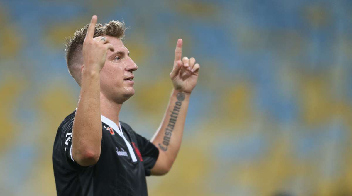 Maxi L&oacute;pez avan&ccedil;a em compra de clube ingl&ecirc;s