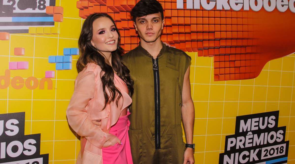 Larissa Manoela e o namorado, Leo Cidade