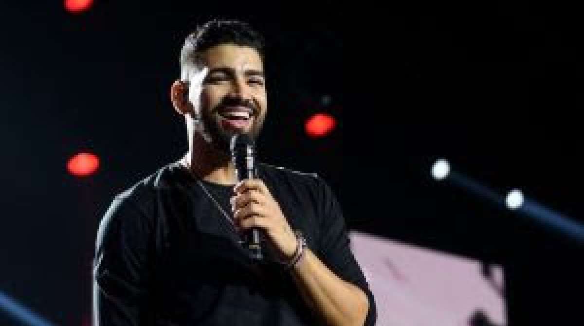 Dilsinho lan&ccedil;a nova m&uacute;sica: 'P&eacute;ssimo Neg&oacute;cio'