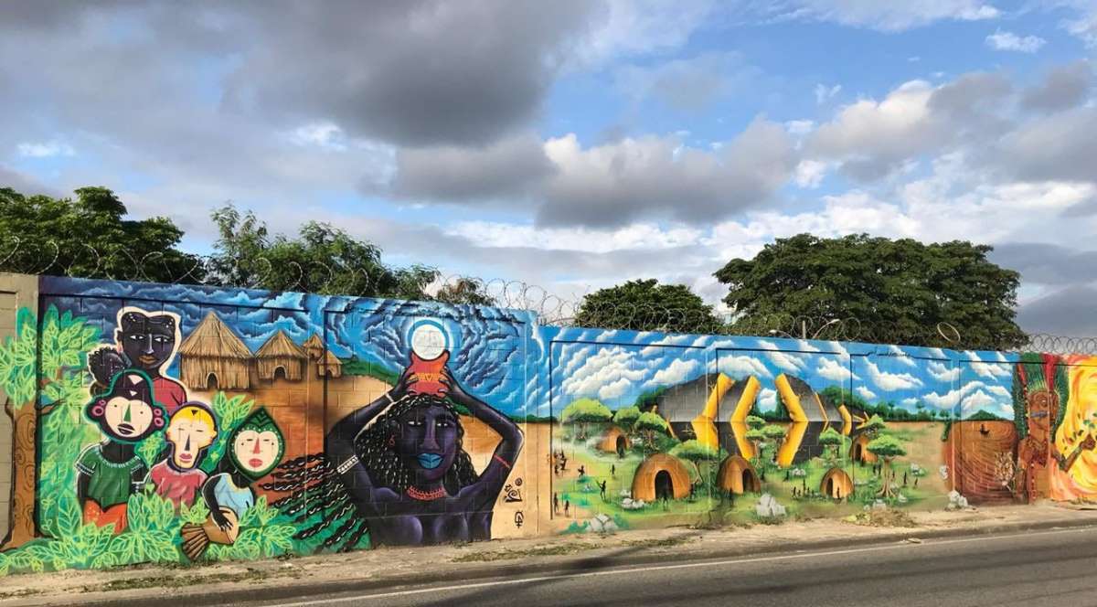 Painel em Engenho da Rainha