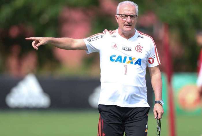 Dorival Júnior é o treinador do Flamengo