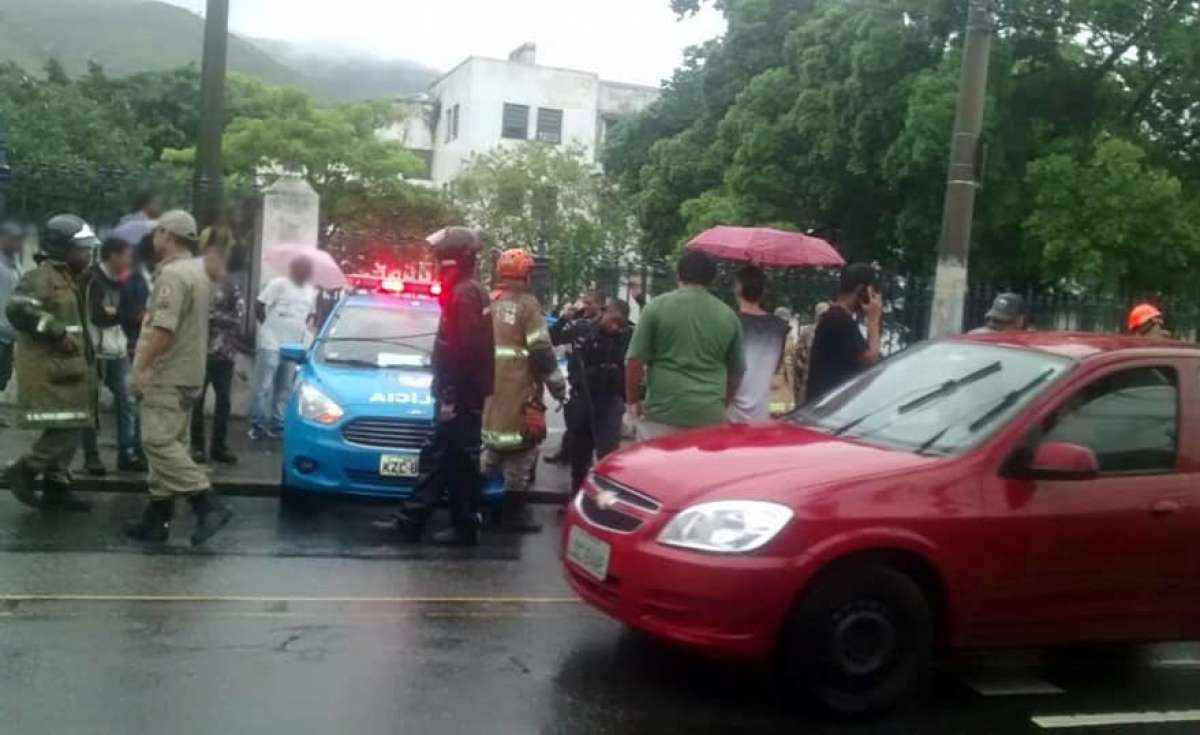 O homem estaria com vários pertences de vítimas