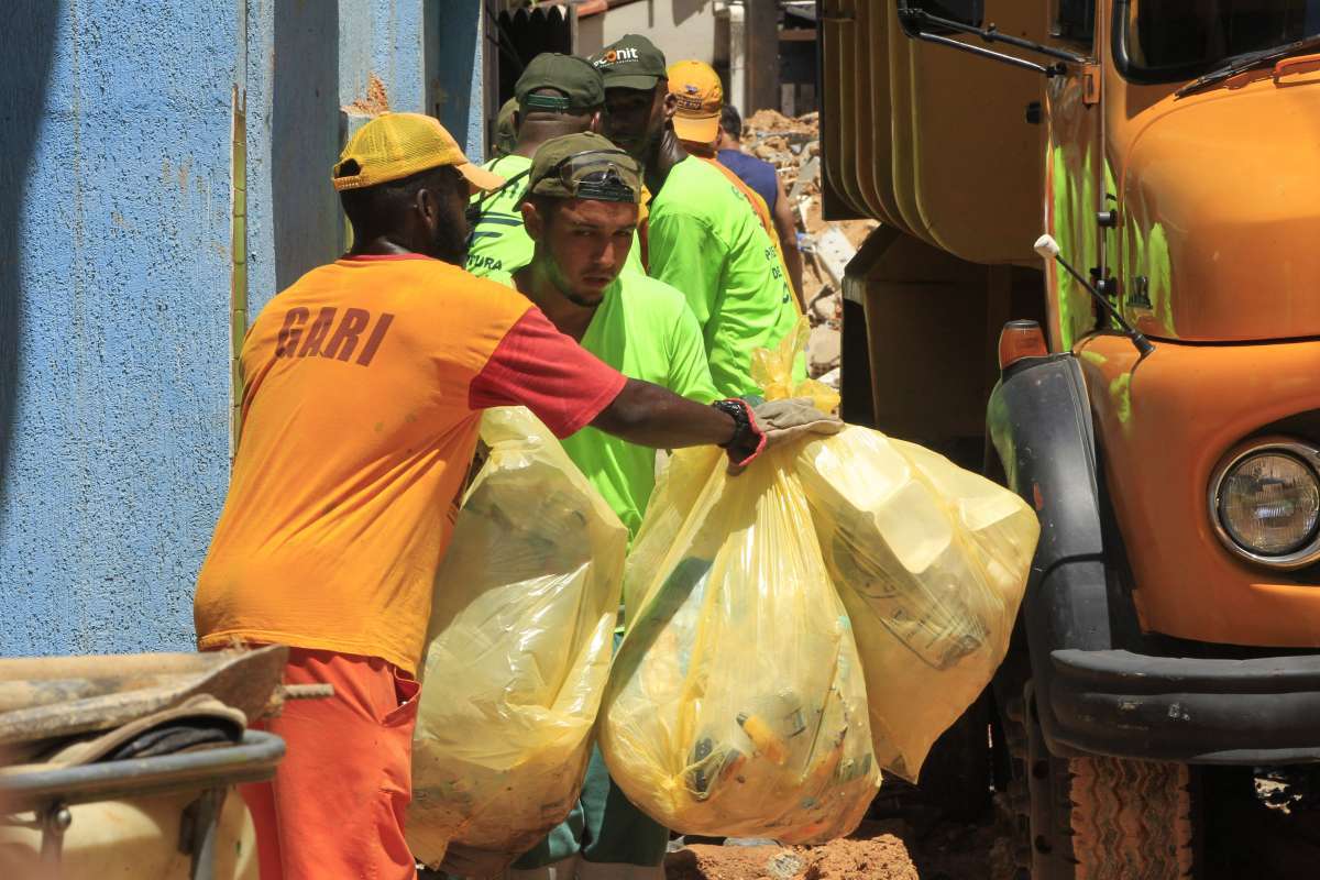 SUITE DO DESABAMENTO NA COMUNIDADE, BOA ESPERAN&Ccedil;A EM PIRATININGA,NITER&Oacute;I.        