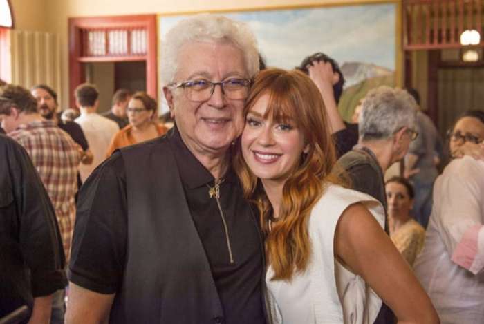 O autor de 'O Sétimo Guardião', Aguinaldo Silva, e Marina Ruy Barbosa - Divulgação / TV Globo